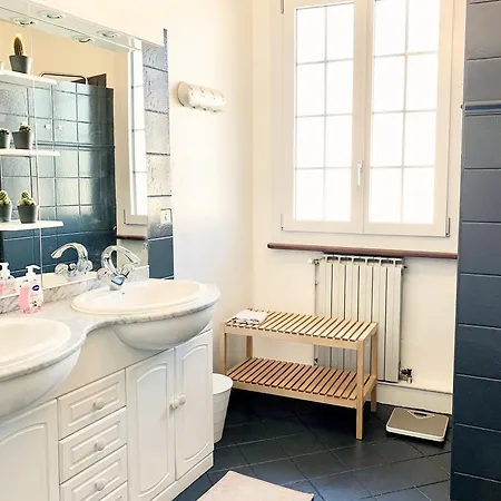 Maison Pour 2 Personnes En Coeur De Bourg 別荘 LʼIsle-en-Dodon