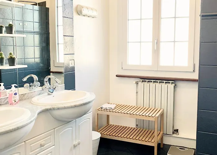 Maison Pour 2 Personnes En Coeur De Bourg 別荘 LʼIsle-en-Dodon